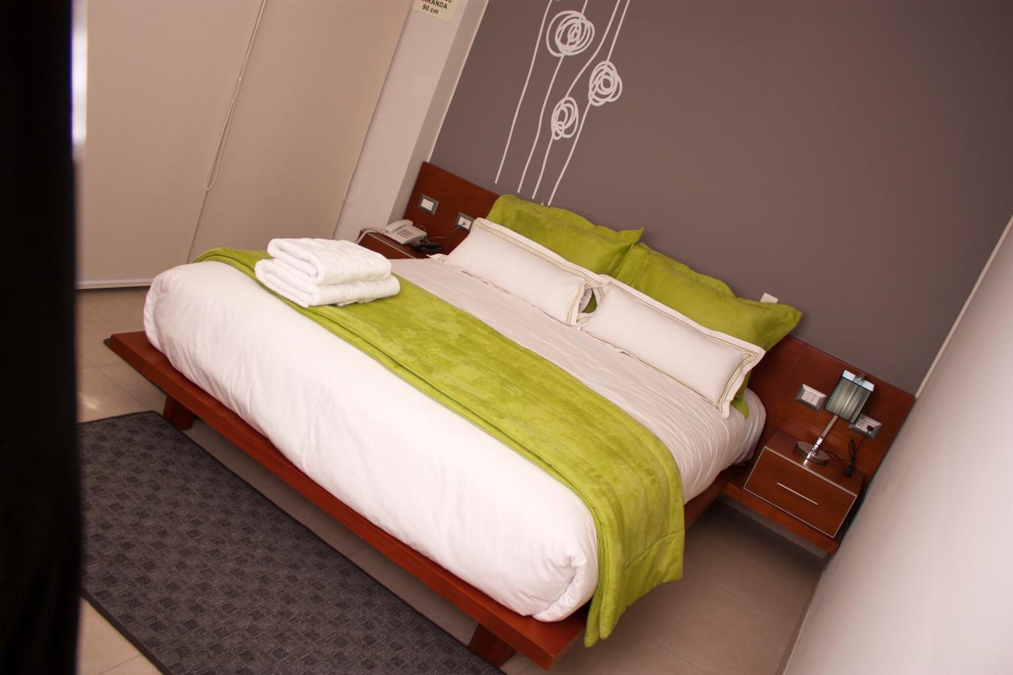 Sunec Hotel Чиклайо Екстериор снимка