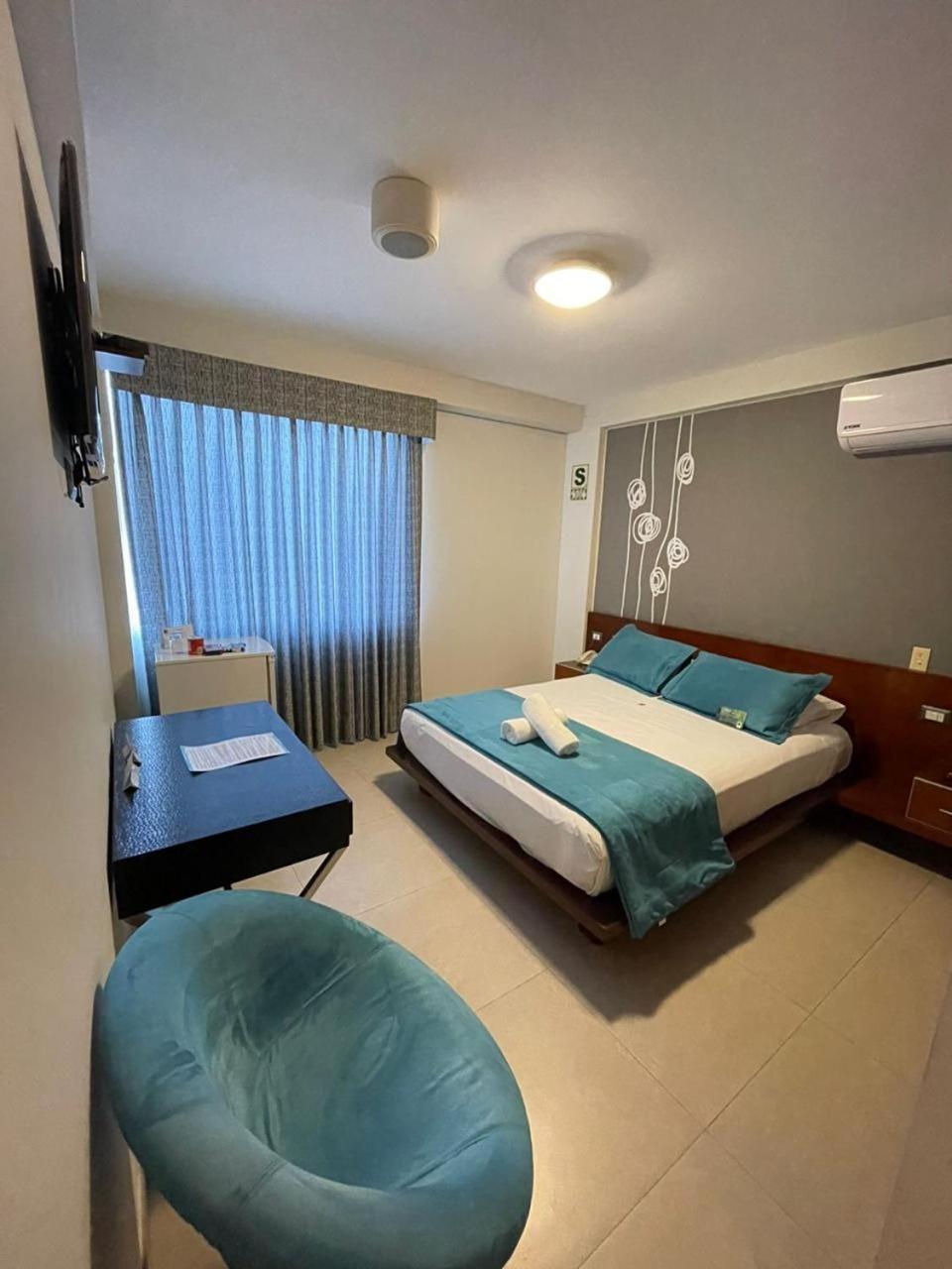 Sunec Hotel Чиклайо Екстериор снимка