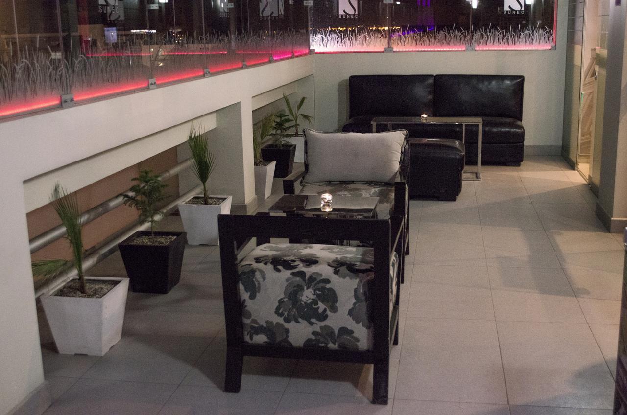 Sunec Hotel Чиклайо Екстериор снимка