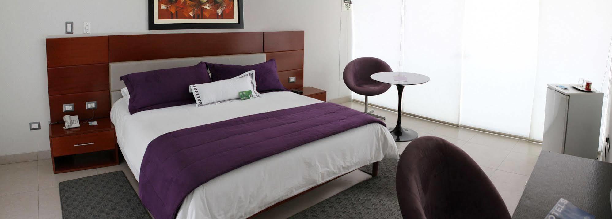 Sunec Hotel Чиклайо Екстериор снимка