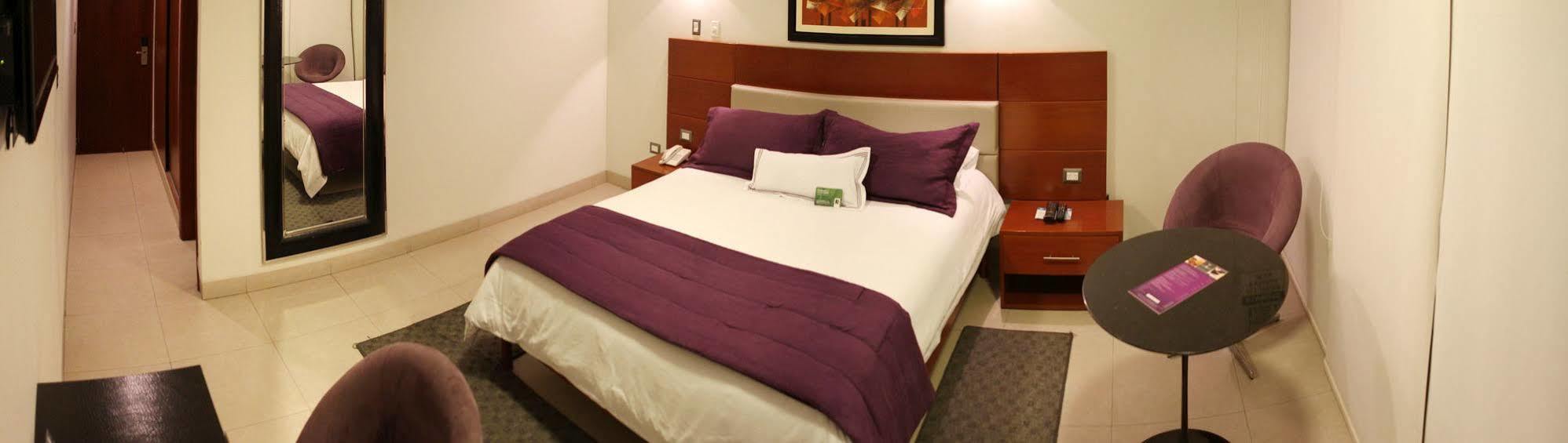 Sunec Hotel Чиклайо Екстериор снимка