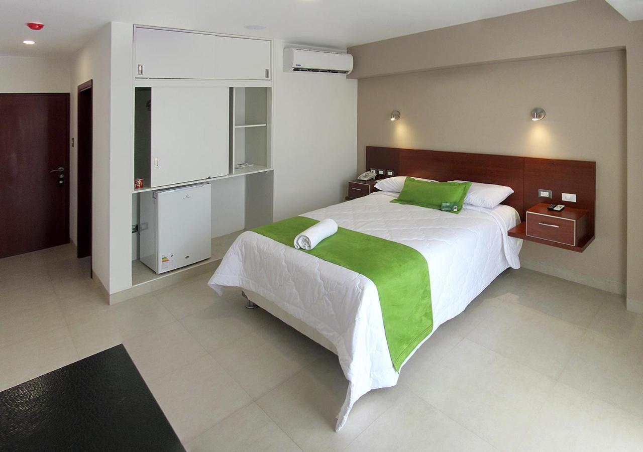 Sunec Hotel Чиклайо Екстериор снимка