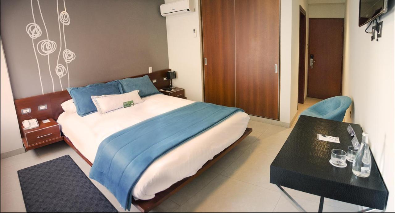 Sunec Hotel Чиклайо Екстериор снимка