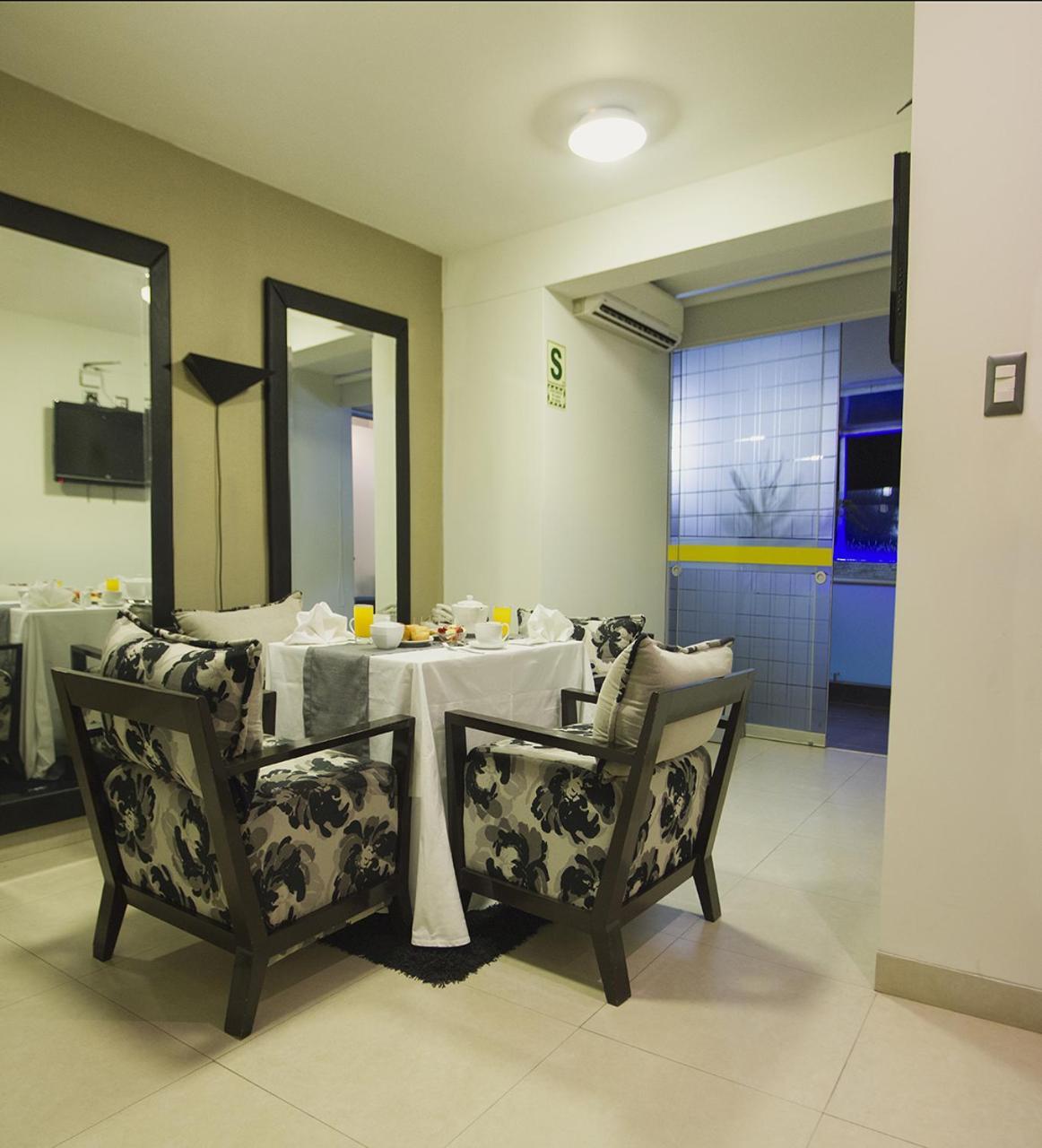 Sunec Hotel Чиклайо Екстериор снимка
